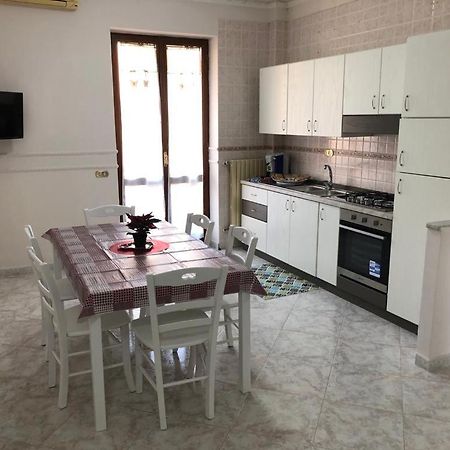 Appartamento House Pompei- Casa Vacanza Скафати Экстерьер фото