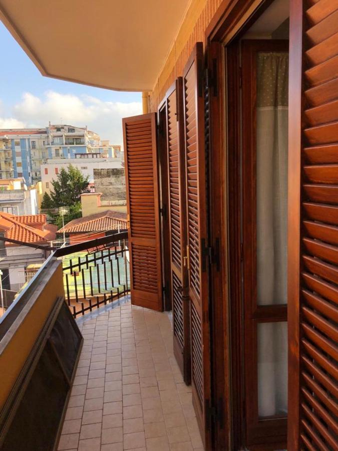 Appartamento House Pompei- Casa Vacanza Скафати Экстерьер фото