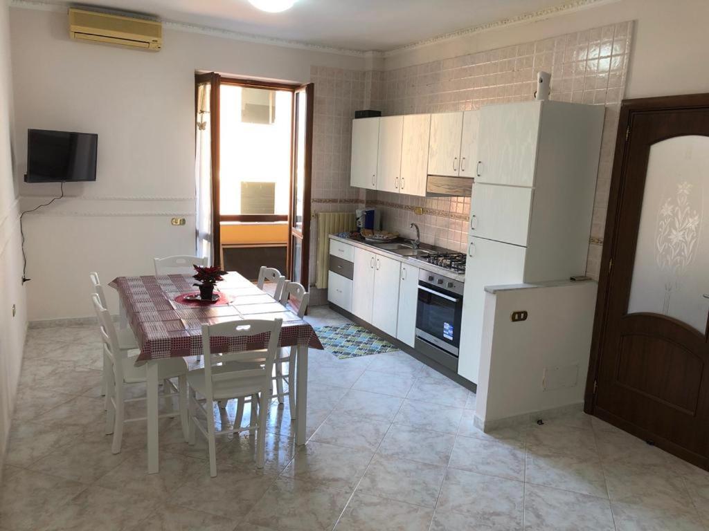 Appartamento House Pompei- Casa Vacanza Скафати Экстерьер фото